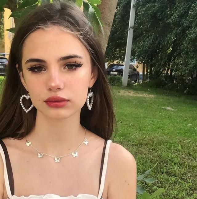 超好看气质的欧美女生头像微信，超好看气质的欧美女生头像（头像，欧美女生微信头像）