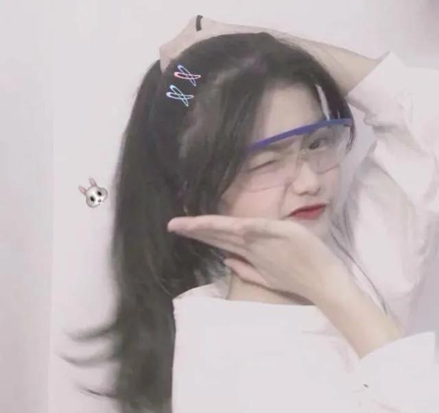 高清真人女头，微信头像，高清真人女头（惊艳好友的真人女头）