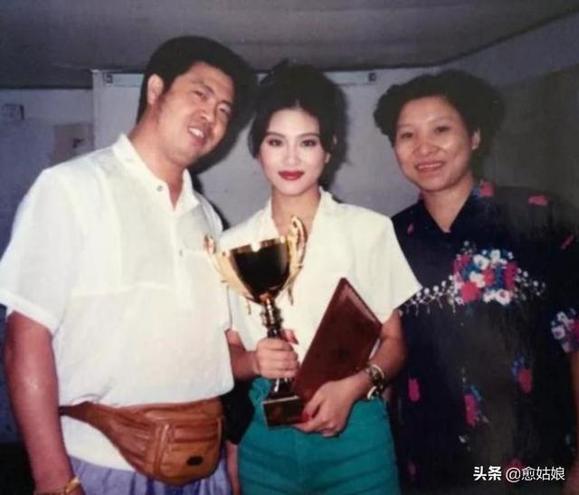 网络歌手名单大全，网络歌手排行榜（“命途多舛”的10位知名歌手）