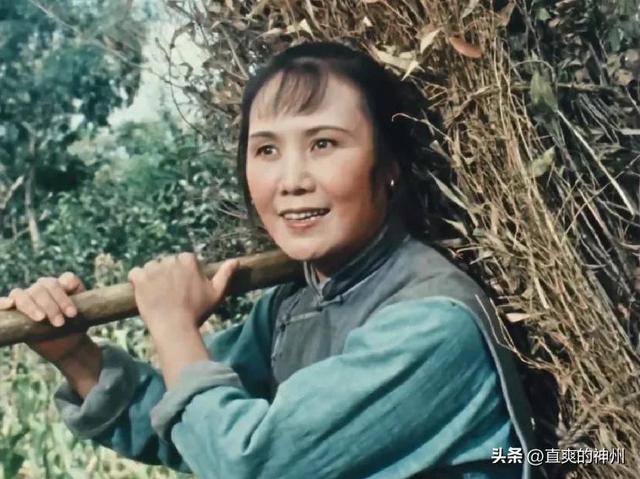 祥林嫂的故事是什么，祥林嫂的故事是什么意思（原创：她是一个时代的悲剧人物）