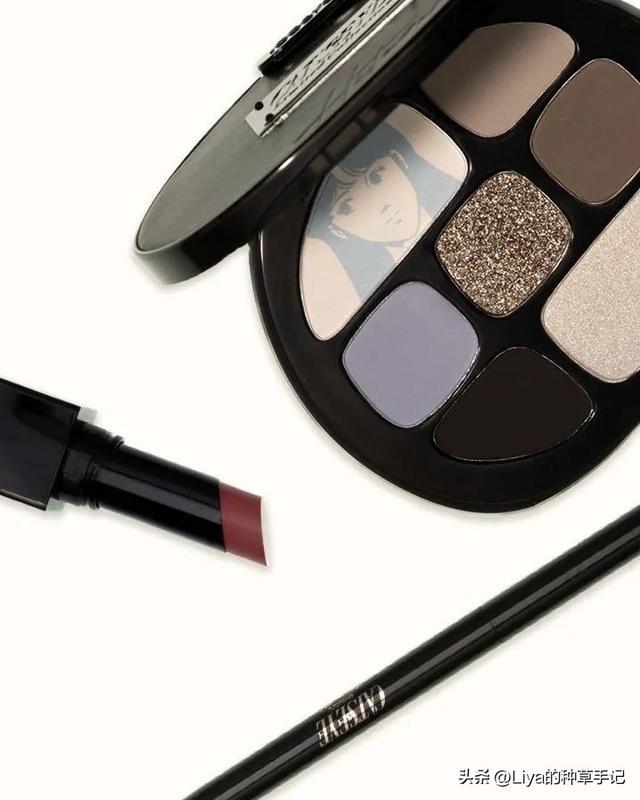 收到礼物很感动的句子，朋友圈收到礼物很感动的句子简短（直男送的礼物有多窒息）