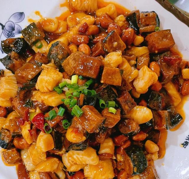 南京吃喝玩乐俱乐部，这20家南京“苍蝇馆子”