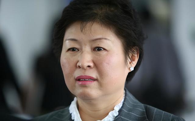 中国第一女首富，中国第一女首富是谁（中国首位女首富）