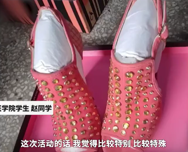 送女生礼物送什么好学生，给男生送礼物送什么好（却辣到了网友们的眼睛）