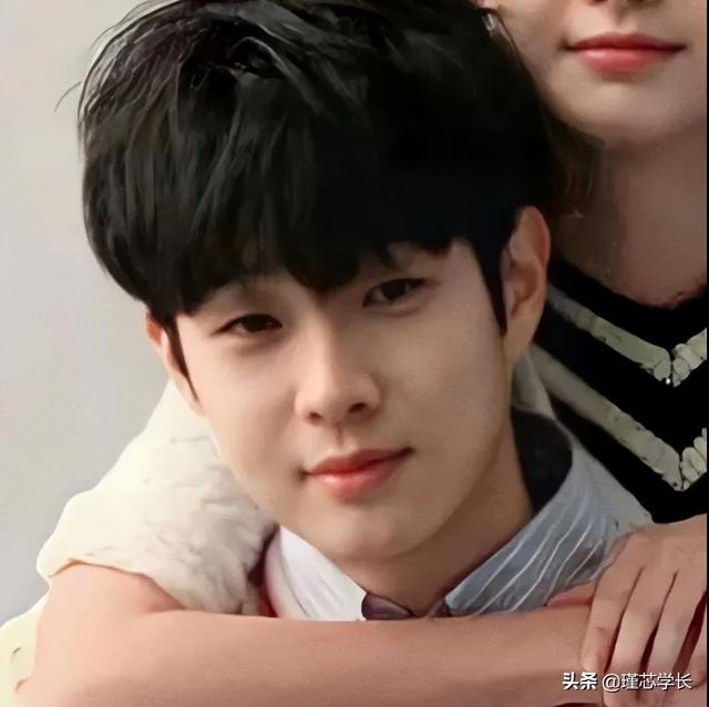 情侣头像刺激一点的，紧张刺激の三人情头no.微信（你们确定不点进来看看吗）