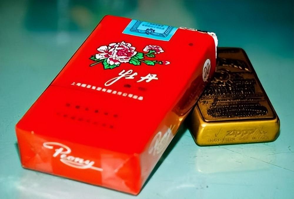 上个世纪60年代的时候,全国烟草行业实行了"大联合",不过那个时候买烟