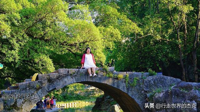 黄姚古镇旅游攻略，黄姚古镇旅游行程路线住宿攻略（享一慵懒时光——黄姚古镇）