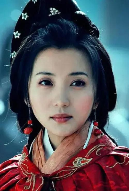 粉红女郎演员表，粉红王浩的扮演者（《粉红女郎》四主角现状）