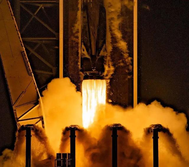 世界第一富豪完整版，世界第一富豪是谁（又贡献了部震撼世界的烧钱大片）