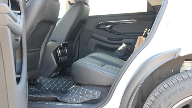 range rover是什么车，range（上小姐姐的车之揽胜极光）