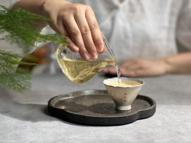 茶道入门泡茶顺序，茶道入门茶道基本步骤（教你用最少的时间从菜鸟到高手）