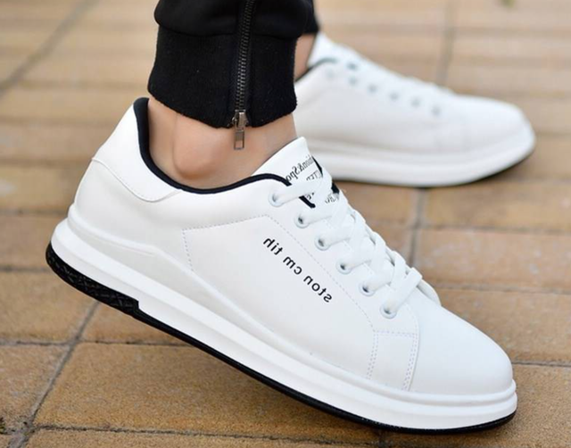 如何用清洁液清洗小白鞋，如何用清洁液清洗小白鞋视频（你知道正确清洗方法吗）