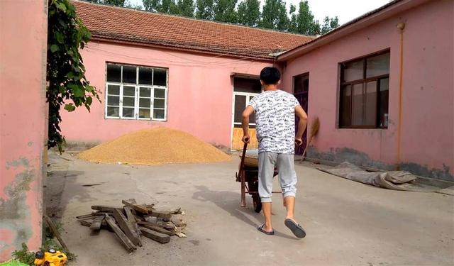 古代小斯是什么意思，小斯是啥意思（房屋中只设置一道门是为什么）