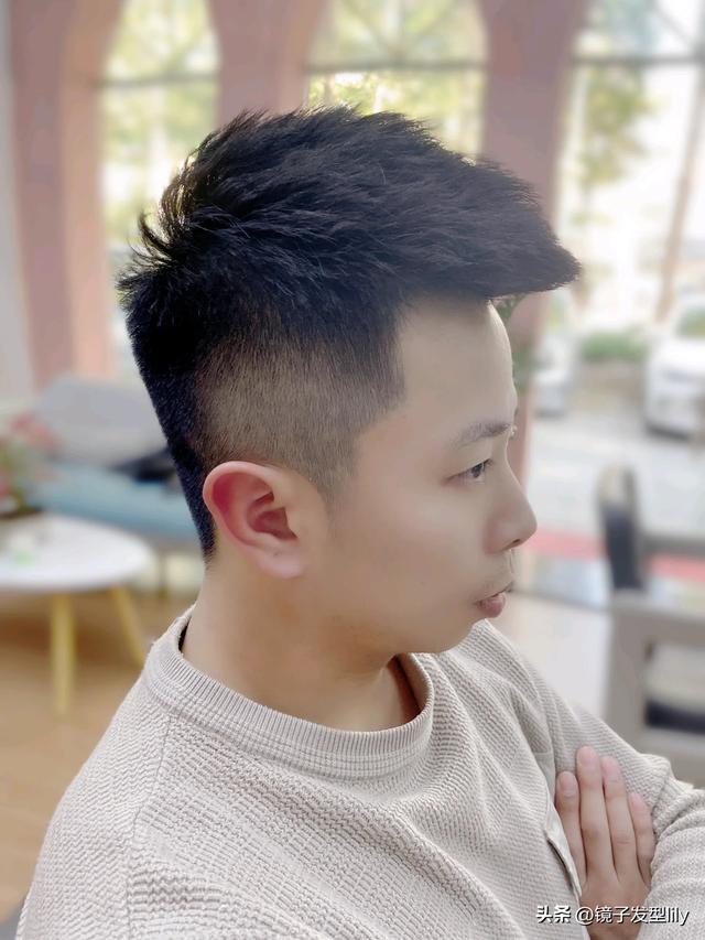 最常见的三种男士发型，没想到这么帅，有你同款吗