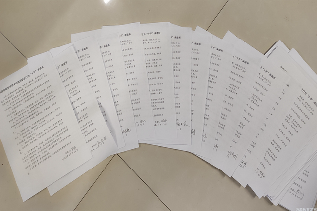 强化师德师风建设，强化民办学校师德师风建设（深入学习贯彻省第十二次党代会精神）