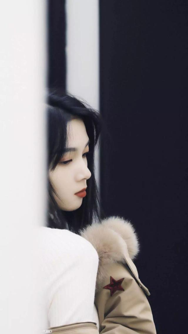 有气质女人晚安说说，有气质女人晚安说说图片大全（精选美女明星手机壁纸合集）