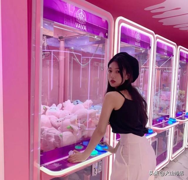 学院风裙子这么搭配秒变校园女神，学院风格裙子（还记得你的初恋吗）