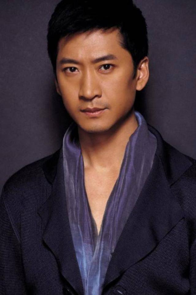 王子文资料简介及照片，王子文资料（至今不娶妻的10位内地大龄男星）