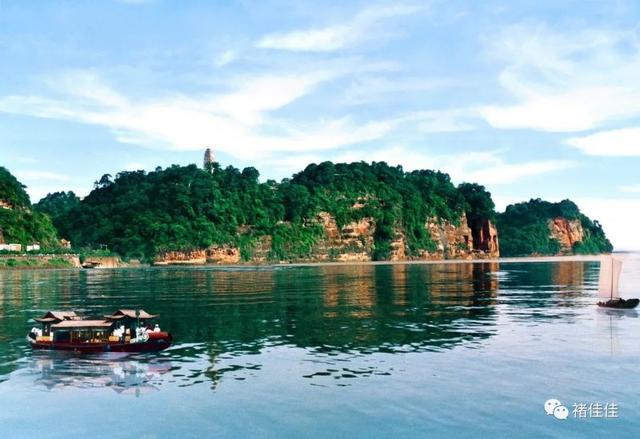 乐山大佛在哪里，乐山大佛在哪（唐朝-庙宇-乐山大佛）