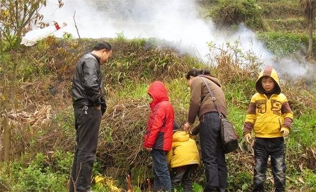 扫墓应该什么时间，扫墓什么时间能解封（上坟不过未时”啥意思）