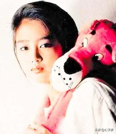 刘德华和谁结婚了，和他身前身后的女人们（刘德华跟谁结的婚）