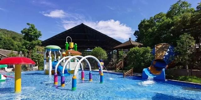 江西有哪些地方可以泡温泉，江西哪里可以泡温泉的地方（夏季避暑季——江西15家最火温泉绝对不可错过）