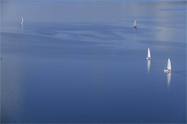 抚仙湖旅游，抚仙湖旅游攻略（胡言摄影抚仙湖16年的50幅照片）