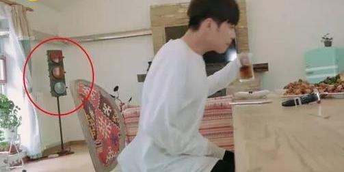 唐艺昕前男友，唐艺昕前男友是谁（\