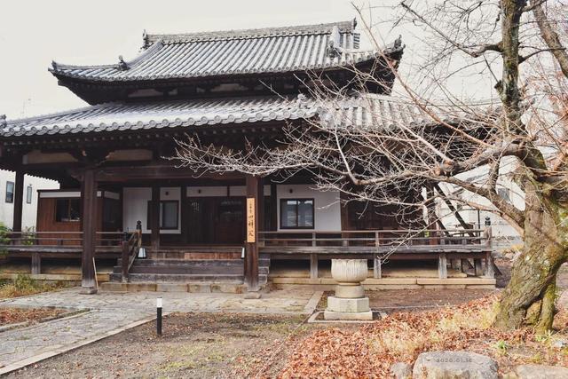 外出旅游住民宿是一种什么体验，出门旅游住民宿安全吗（住过青旅民宿豪华酒店）