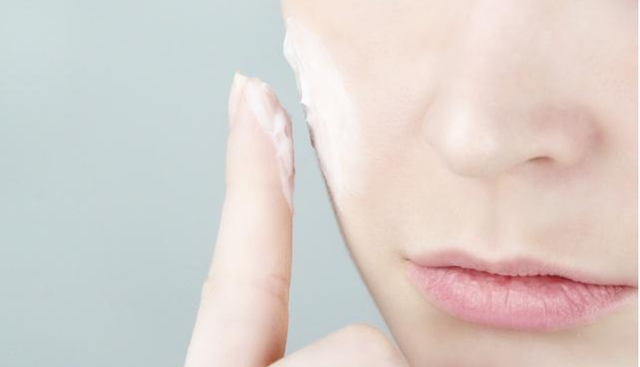 乳液的作用和功效，乳液分类及功效（这4套平价小众的抗初老水乳）