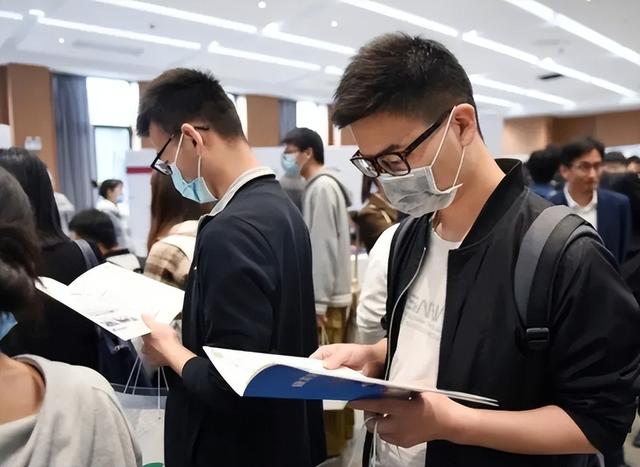 院士待遇 国家规定，院士待遇（院士出国吃2年清水挂面）