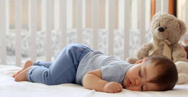 喜欢趴着睡觉的女人是什么原因，为什么喜欢趴着睡觉（如果你明白背后的原因）