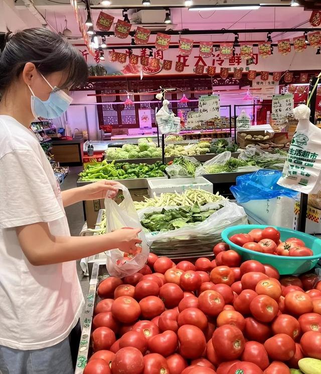 帮父母做家务的感受，帮父母做家务的作文600字中学生作文（青岛42中学生劳动实践学习分享）