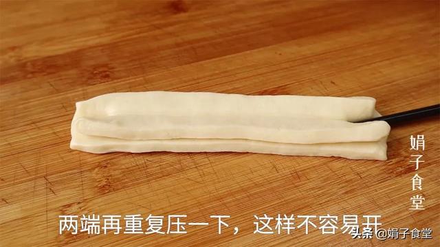 炸油条面怎么和面，家庭油条和面方法技巧（早上十几分钟就能出锅）
