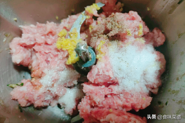 如何自制火腿肠，如何自制火腿肠挨骂真香（自制没有添加剂的火腿肠）