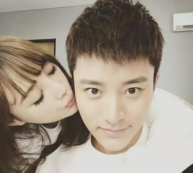 贾乃亮个人资料简介，贾乃亮个人资料简介及家世（再看贾乃亮和李小璐的婚姻）