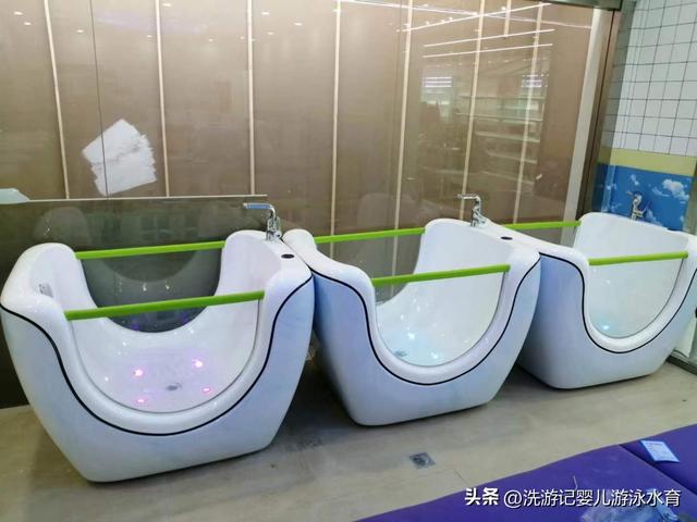 如何开家婴幼儿店，想开个母婴店初学者怎么入手（开婴儿游泳馆母婴店月子中心保健院设备清单）