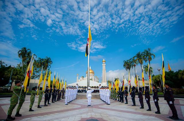 关于斯里巴加湾市介绍，马来西亚斯里巴加湾市（带你看看真实的文莱）