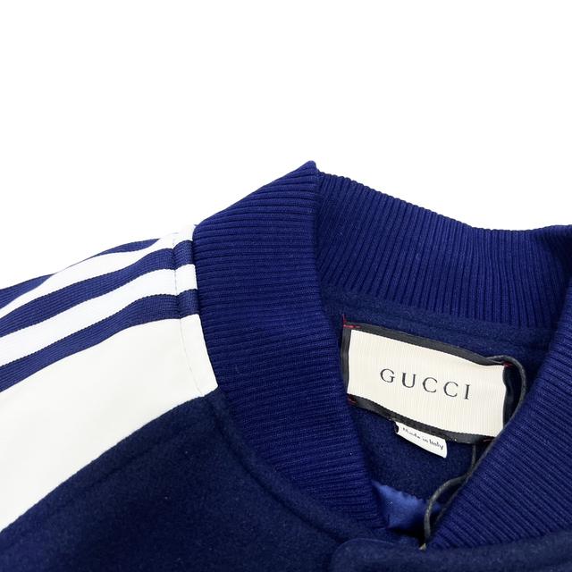 阿迪达斯三叶草男装外套，22FW三叶草织带棒球服外套拥有较高的色牢度