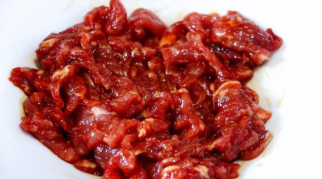 牛腩是牛身哪个部位的肉，牛腩是牛哪个部位的肉（内行人专挑“这4个部位”）