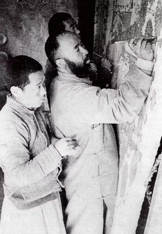 唐代墓室壁画作品，已成为国潮中顶流IP。唐代壁画临摹绘画作品收藏热