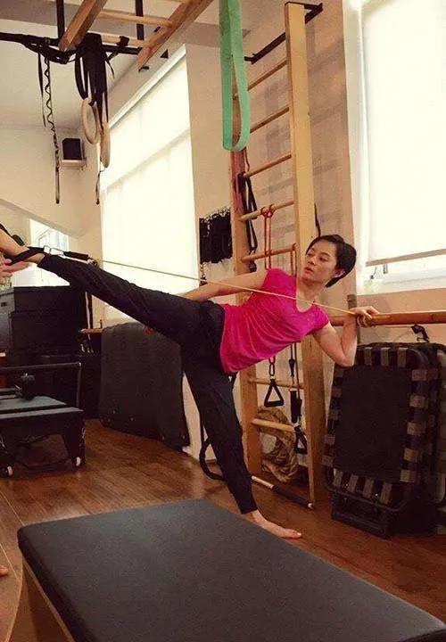 安家孙俪有几岁，我真是羡慕了。40多岁又如何