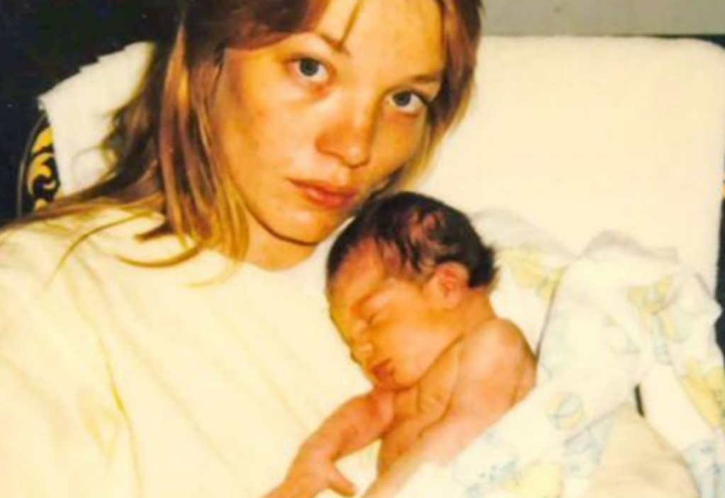 人和动物生孩子的案例（1984年美国母亲不顾各方谴责）