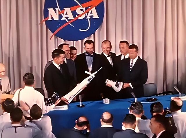 猩猩的寿命，野生大猩猩的寿命（一只黑猩猩被美国送上太空）