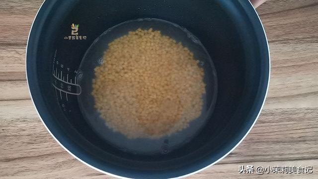 最养肝护肝的10种食物 这些食物不但护肝还很有营养，最养肝护肝的10种食物（俗话说“春养肝”）