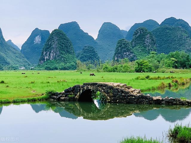 有哪些旅游景点，中国有哪些旅游胜地（推荐国内10个必打卡的名胜古迹）