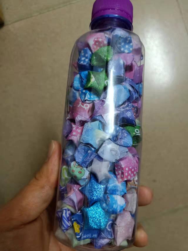 星星条怎么折星星，星星条还可以折什么东西（彩纸星星的希望——爸爸妈妈不吵架）