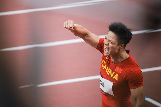 苏炳添百米跑进10秒，苏炳添百米突破10秒（世锦赛史上最高参赛标准）