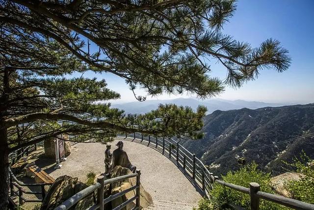 天蒙山简单介绍，天蒙山多高（天蒙山中的冬日美景）