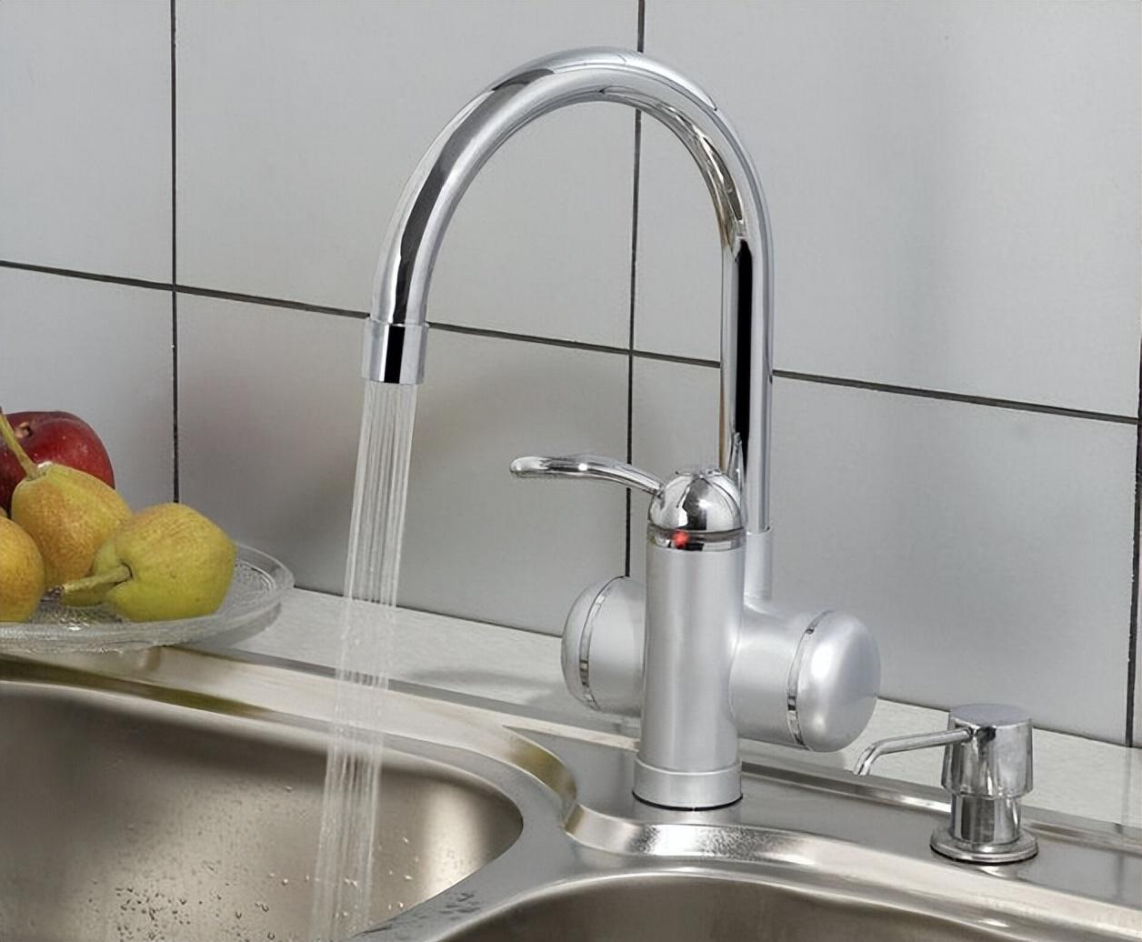 自来水龙头加热器，自来水龙头加热器一开电磁炉风扇就转了（用了半年多，谈谈我的真实感受）